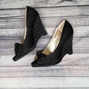 Steve Madden Quilted Wedge Peep Toe Heels - 6.5M